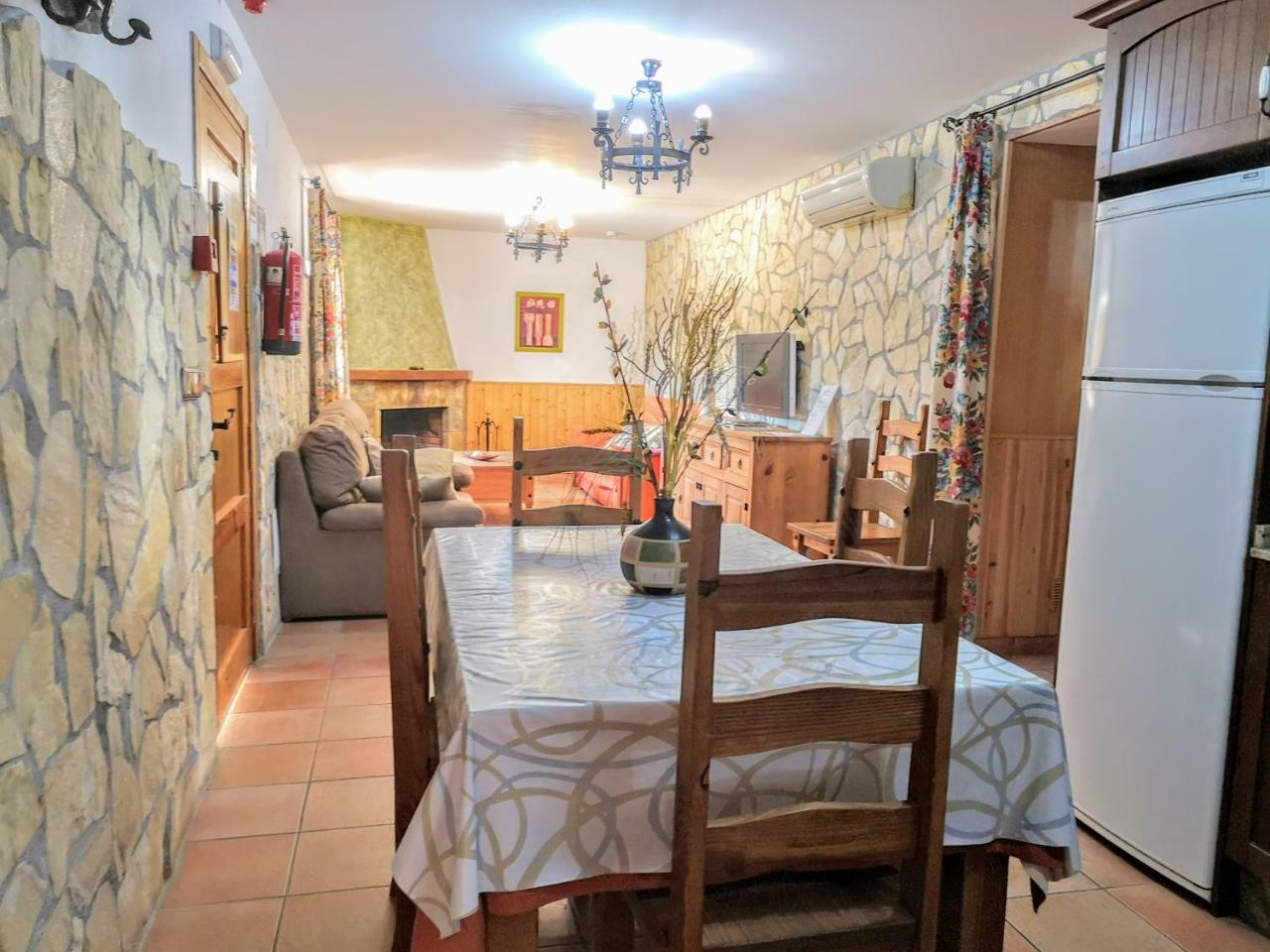 Complejo Rural Sol De Taberno Guest House Exterior photo